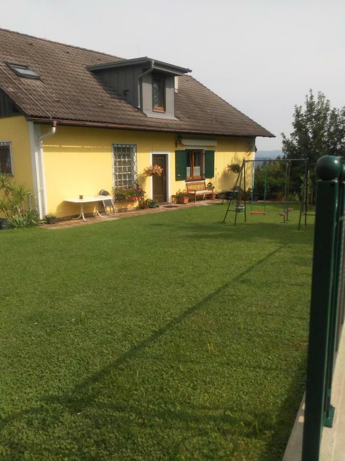 Obstbau Und Gaestezimmer Stani Kitzeck im Sausal Extérieur photo